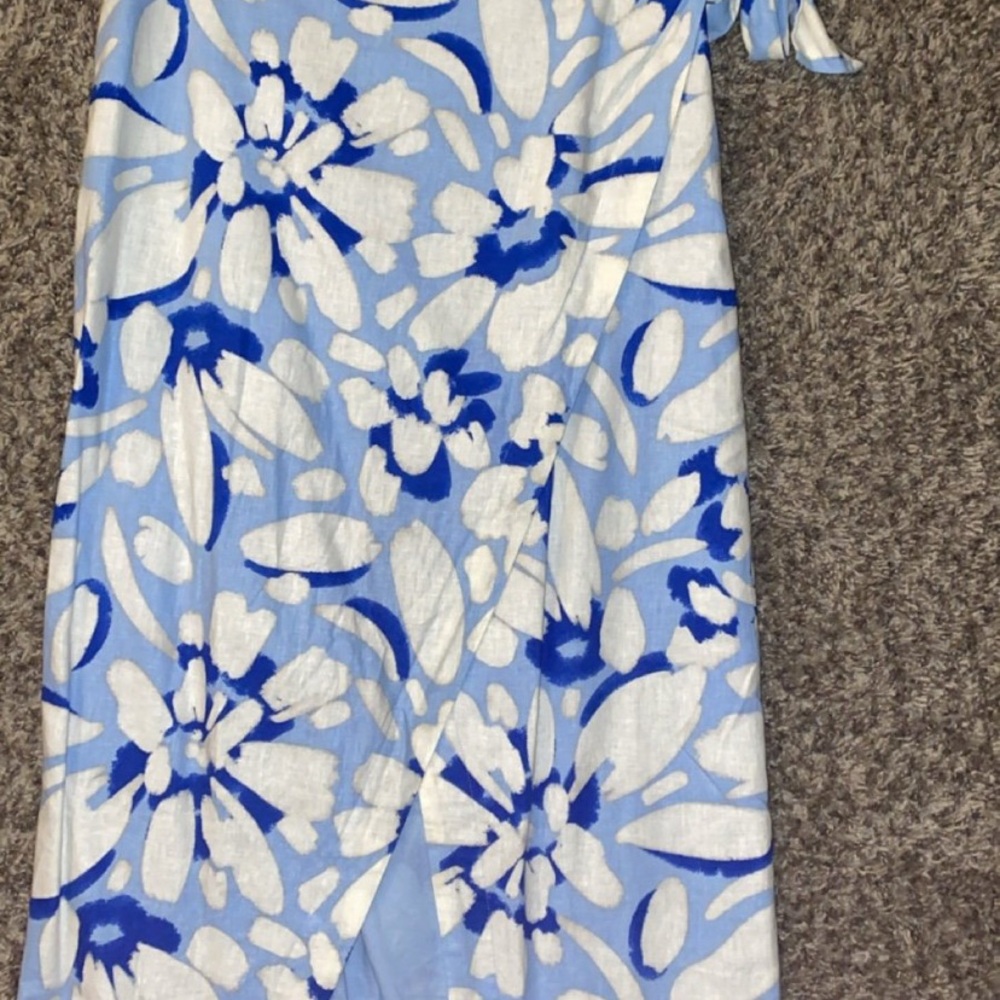 LOFT Blue and White Floral Wrap Skirt